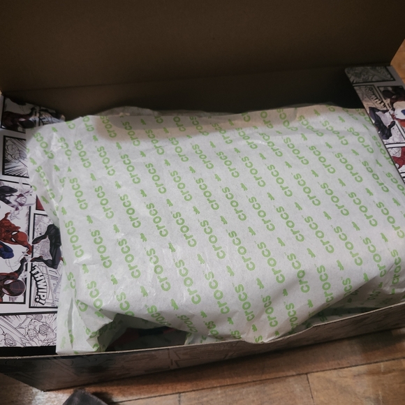 Limited Edition Crocs Spider-Man All-Terrain Clog: Size 8 Men 10 Woman - Picture 3 of 6